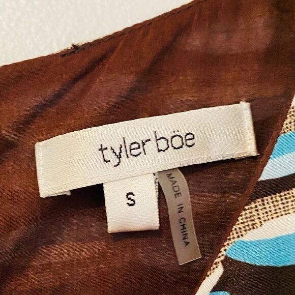 Tyler Boe Geometric Print Bell Sleeve Dress - Picture 6 of 6